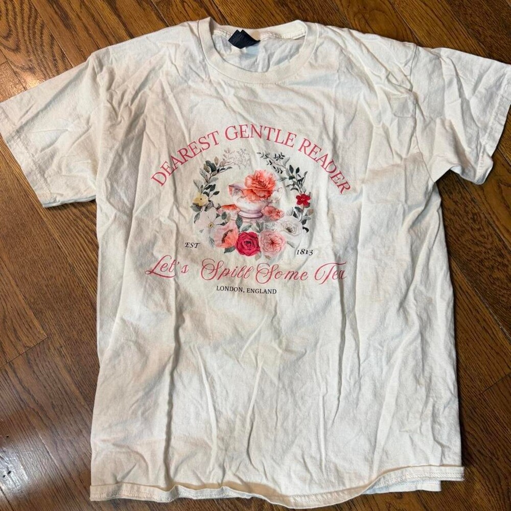 Gildan women’s white vintage tee with floral design Size L #floral